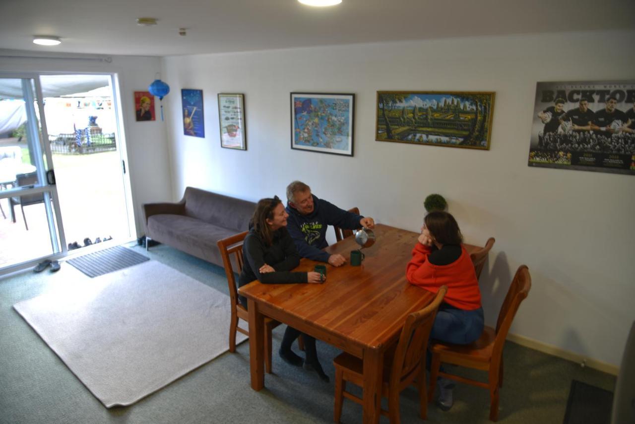 Hostel Funky Green Voyager Backpackers Rotorua Exterior foto